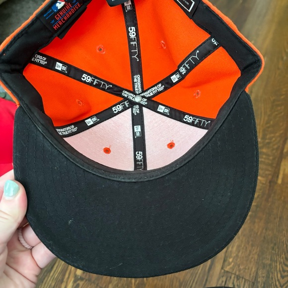 New York Yankees hat orange and black - Picture 5 of 7